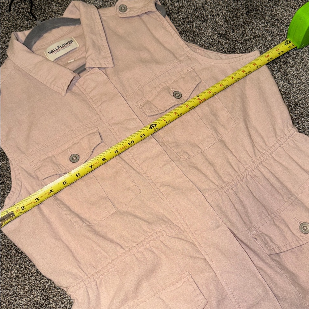 Wallflower Linen Blend Vest Pink Zip Up
Flap Pockets Collar Sz XL - Picture 9 of 10